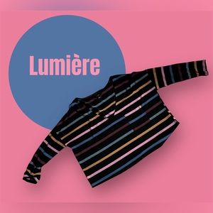 Lumière striped 3/4 sleeve crop top. Size Small 👚